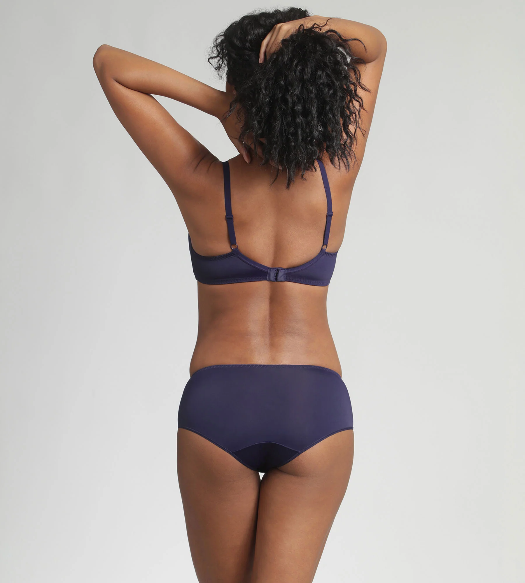 Culotte bleu marine Essential Elegance Broderie - Image 4
