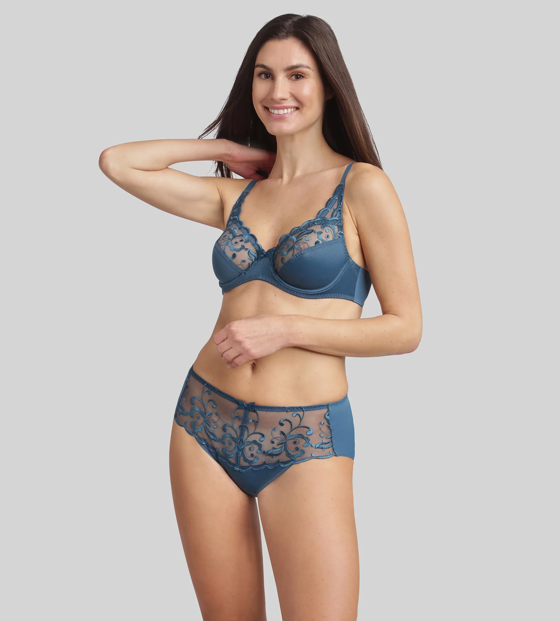 Culotte vert pin Essential Elegance Broderie - Image 3