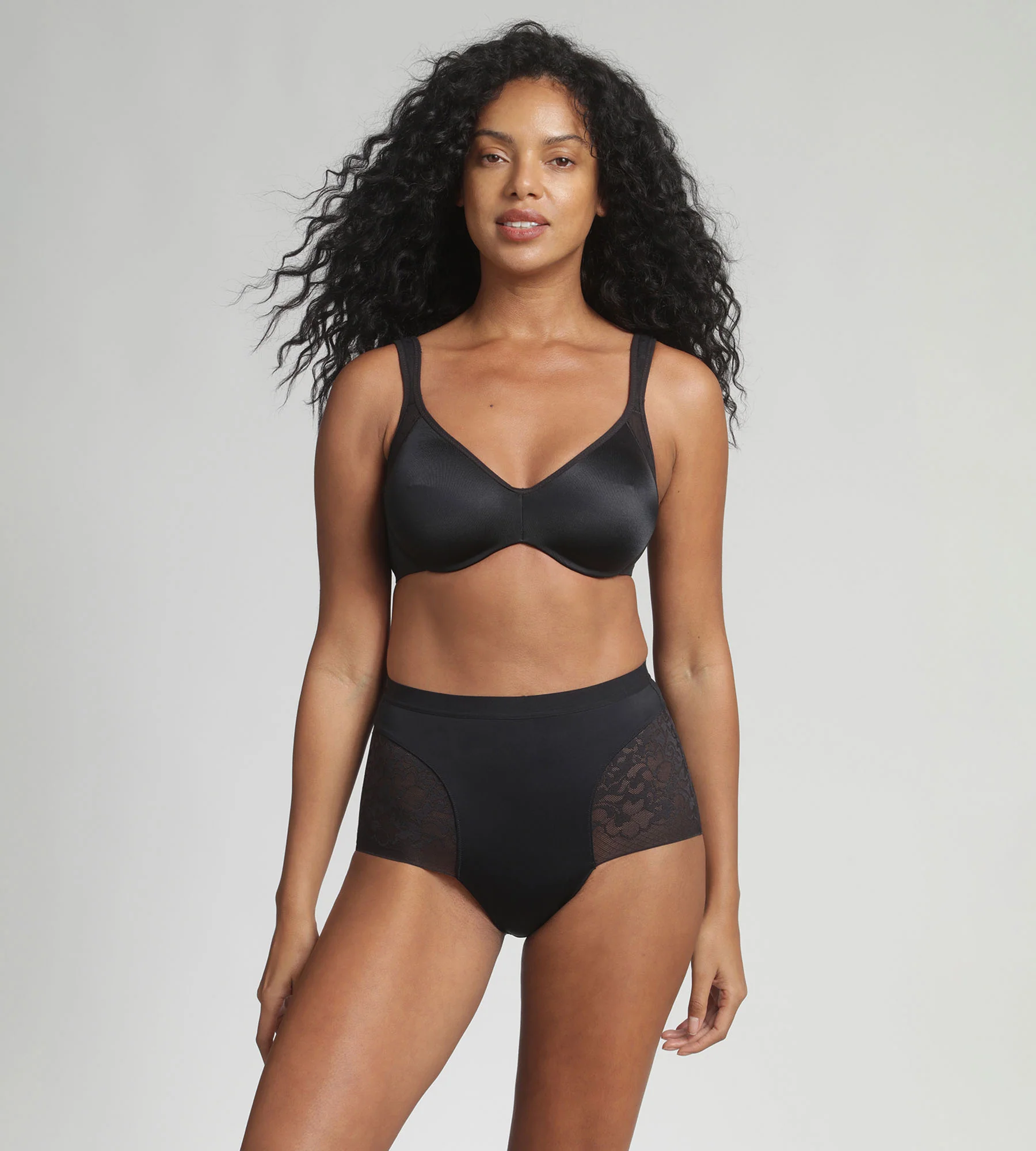 Soutien-gorge minimiseur noir Expert in Silhouette - Image 3