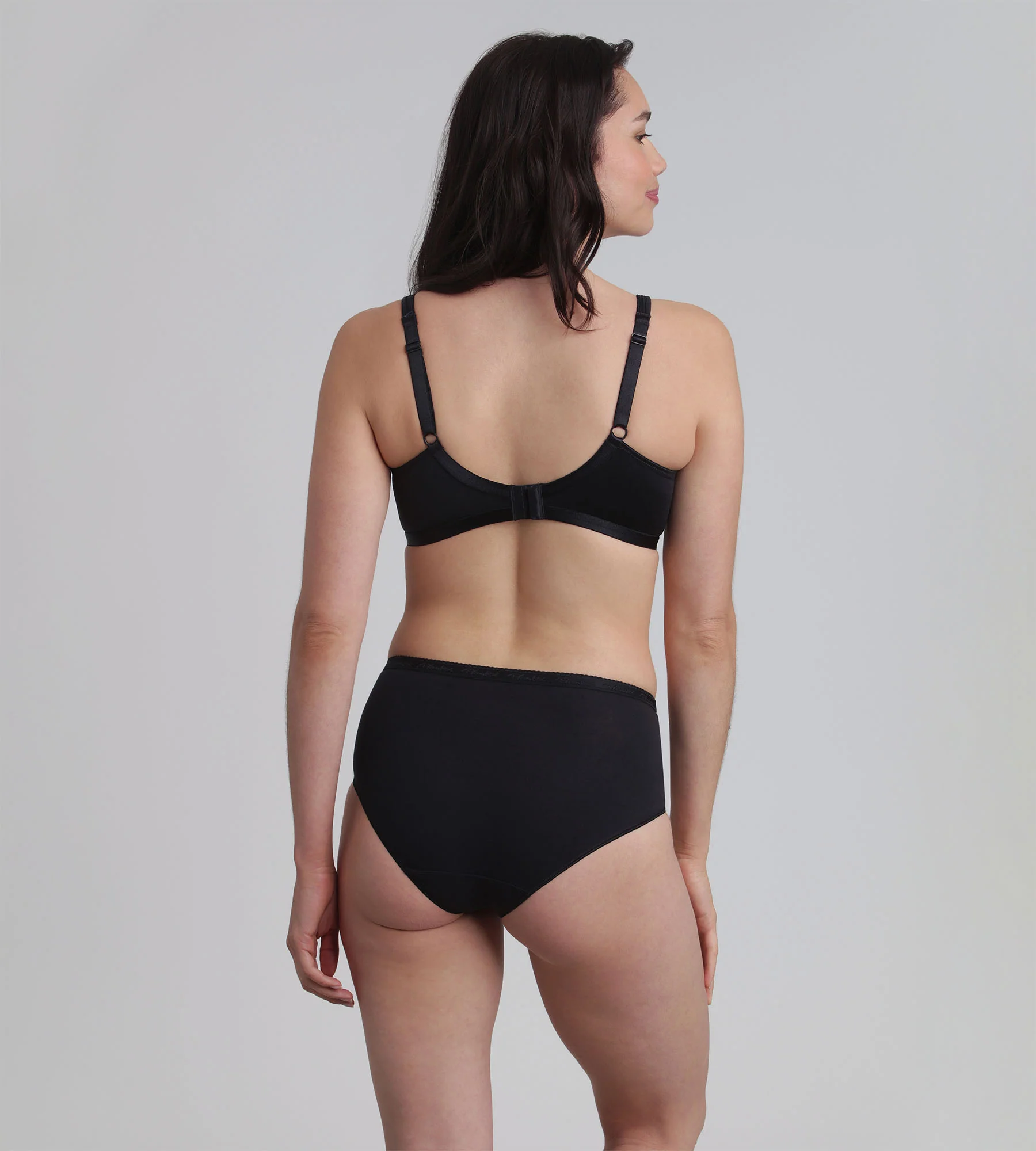 Soutien-gorge sans armatures noir effet satiné Cœur Croisé Satiné - Image 4