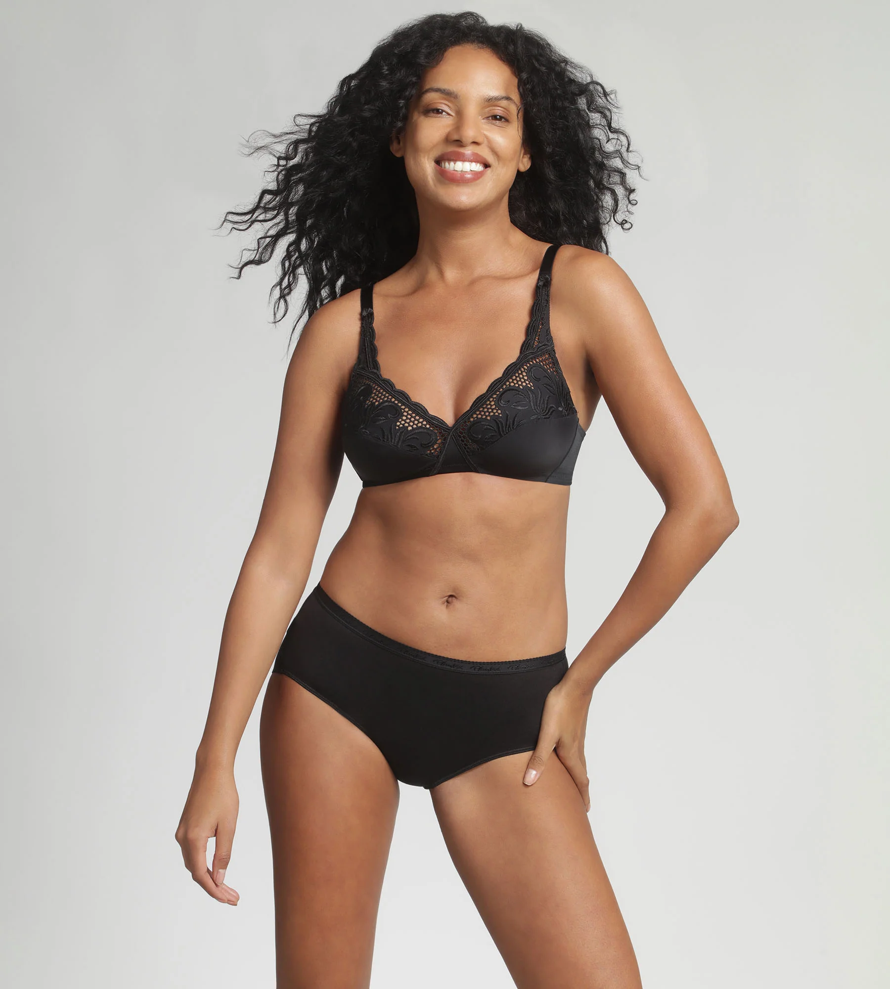 Soutien-gorge sans armatures noir et broderie Cœur Croisé Modern Tricot - Image 3